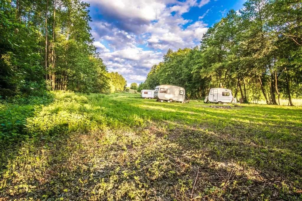 Działka nad jeziorem w zachodniopomorskim – uniknij błędów przy zakupie